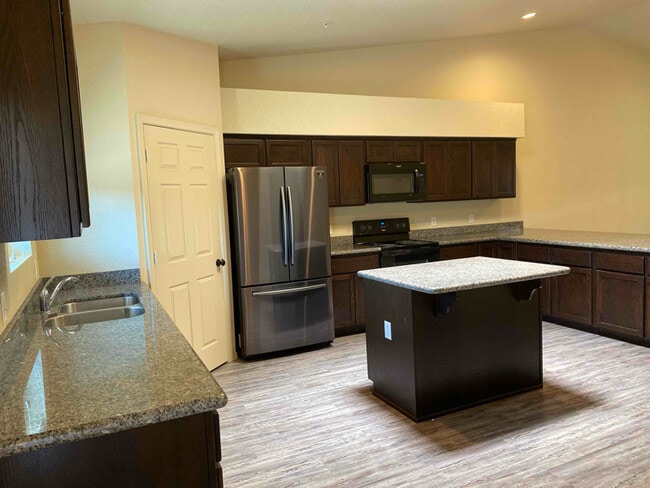 Photo - 7335 E 39th Pl