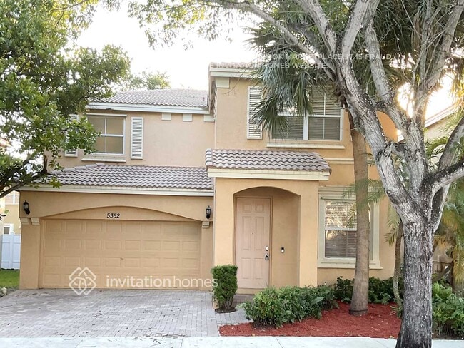 Building Photo - 5352 SW 155th Ave Rental