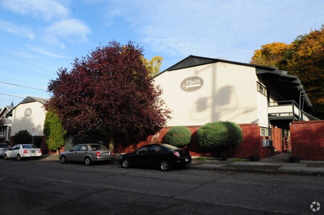 Photo - Chalet Apartments