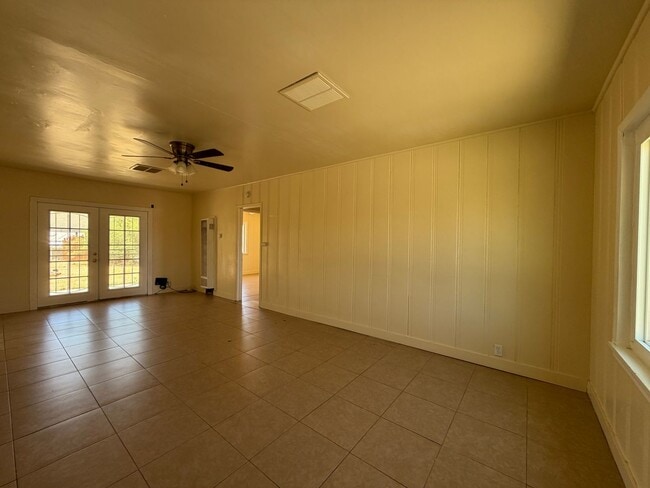 400 W Fredricks St Unit # C