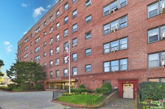 Building Photo - 143-50 Hoover Ave Unit 12 Rental