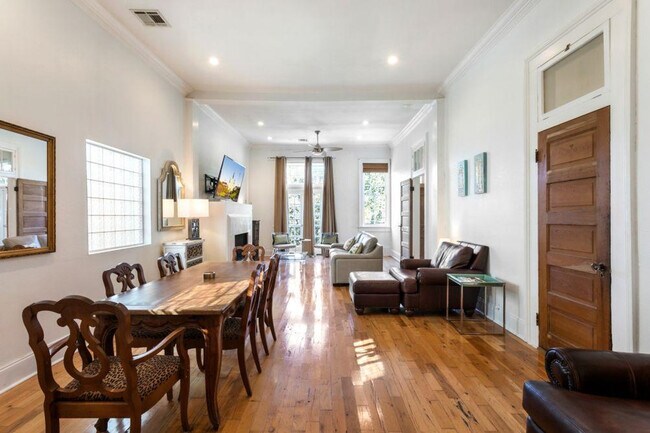Photo - 1204 Carondelet St Unidad ID1266395P
