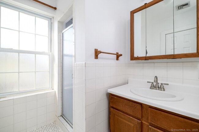 Photo - 104 East Ave