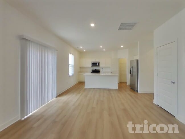 Photo - 11714 Cotterill Wy