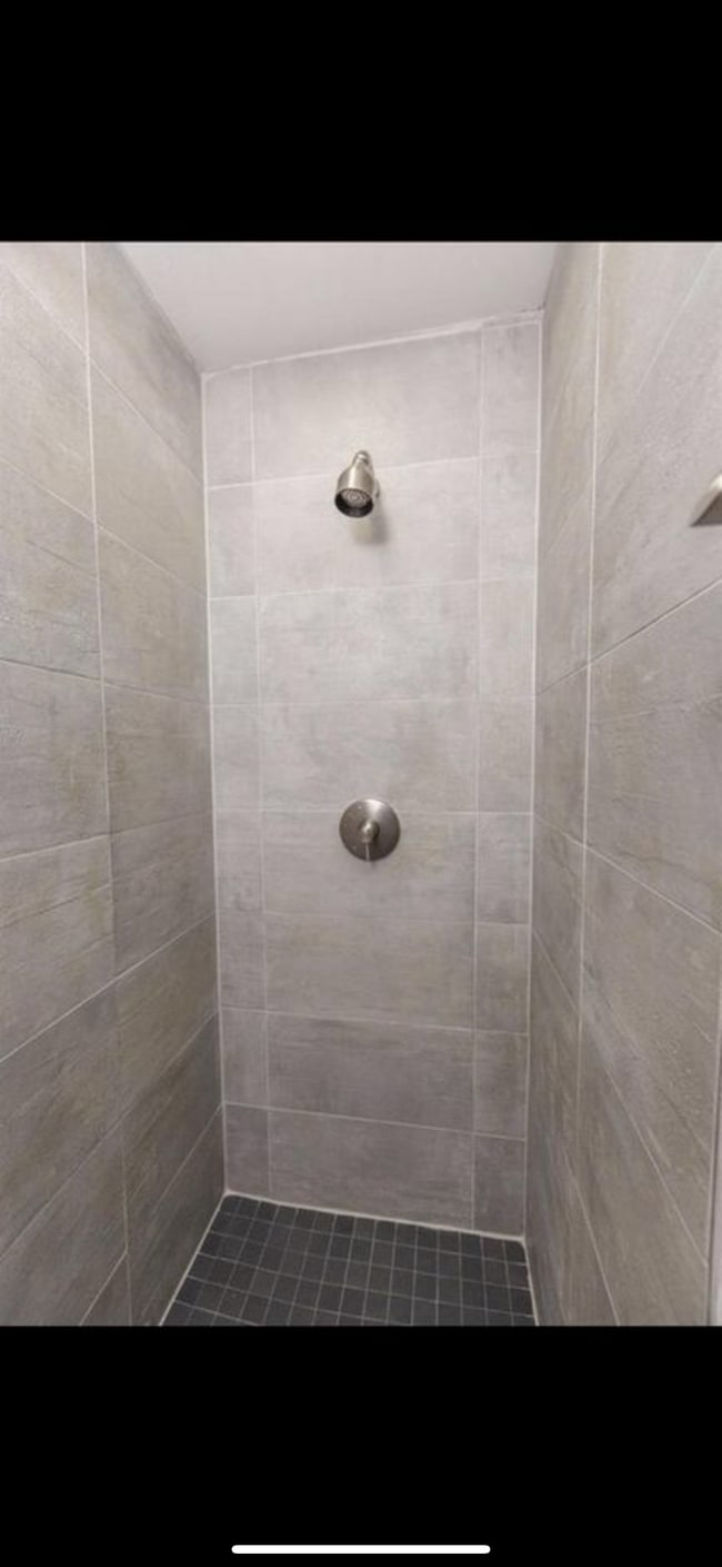 Photo - 13 W 15th St Unit B6