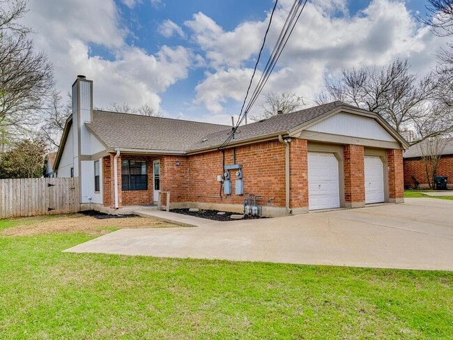 Photo - 208 Tamara Dr Townhome