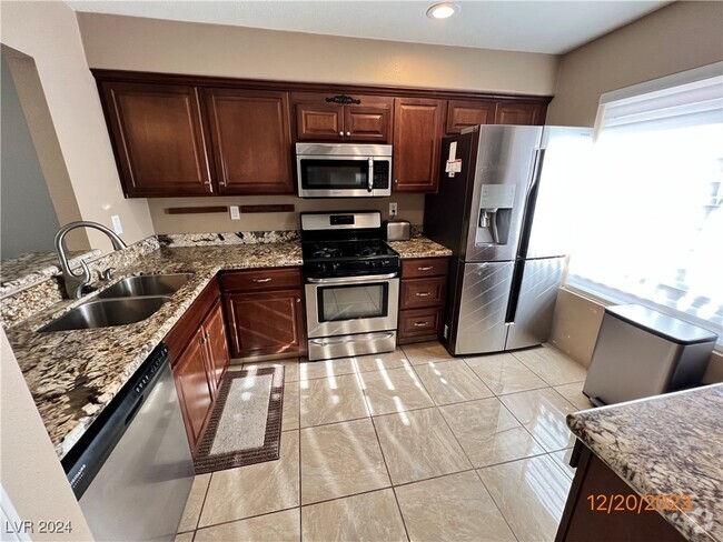 Building Photo - 9436 Quail Ridge Dr Rental