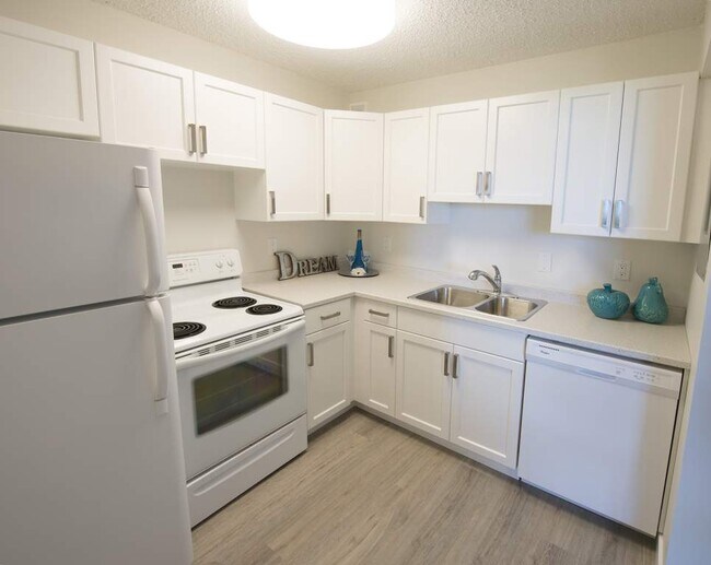 Photo - Evergreen Towers