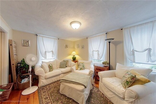 Photo - 36 Church St