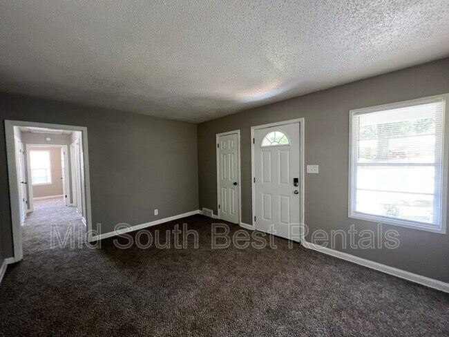 Photo - 3457 Madewell St