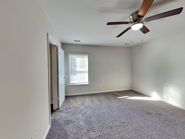 Photo - 114 Boat Clb Ln