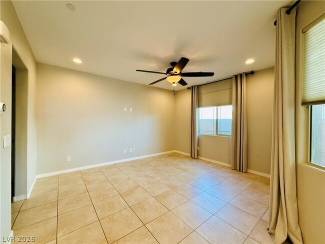 Photo - 3041 Savella Ave