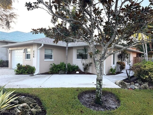 Photo - 668 95th Ave N