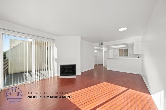 Photo - 937 10th St.