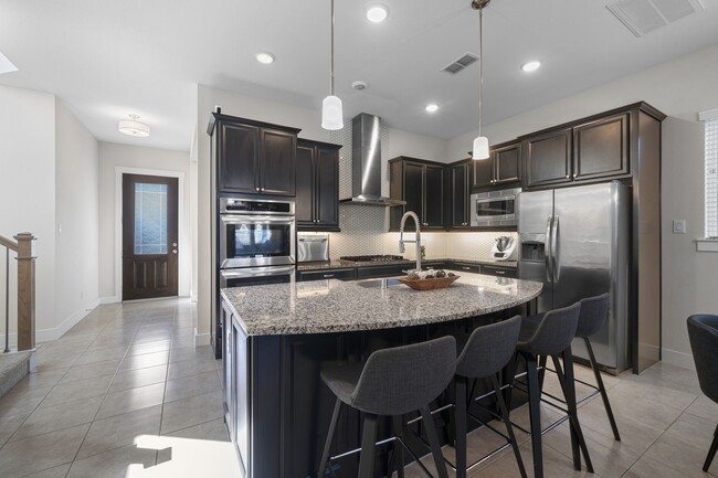 Photo - 28750 Shoalhaven Ct