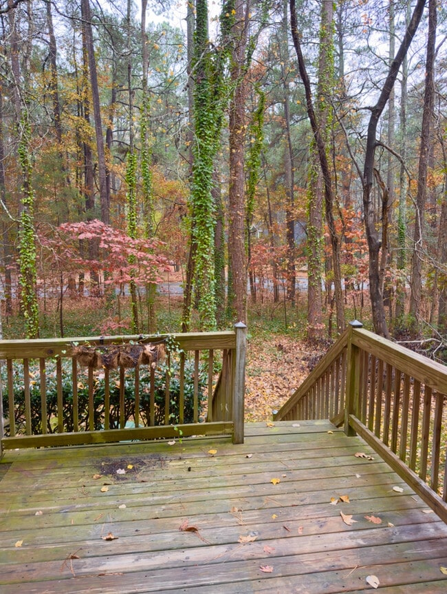 Photo - 121 Winners Cir