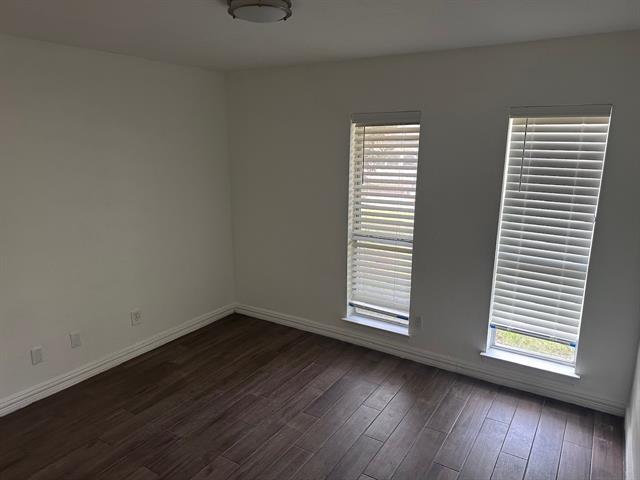 Photo - 2103 Carlton Rd