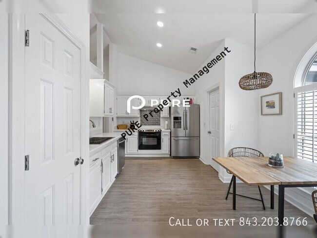 Photo - 1985 Gray Battery Ct