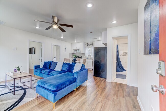 Photo - 2720 Truxillo St Unit 5