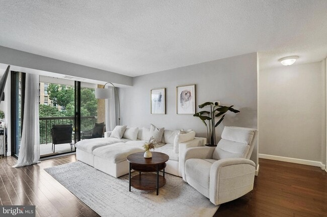 Photo - 4500 S Four Mile Run Dr Condo Unit 407