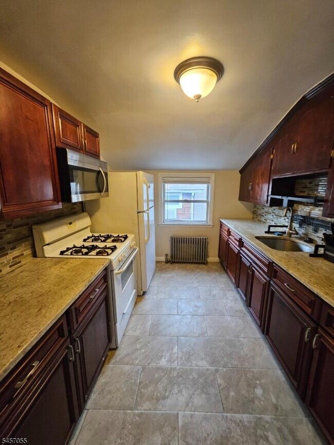 159 Ridge Ave