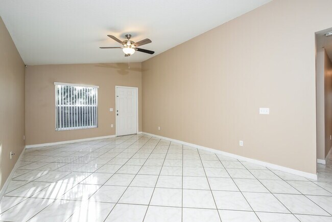 Photo - 120 Stephen Ave