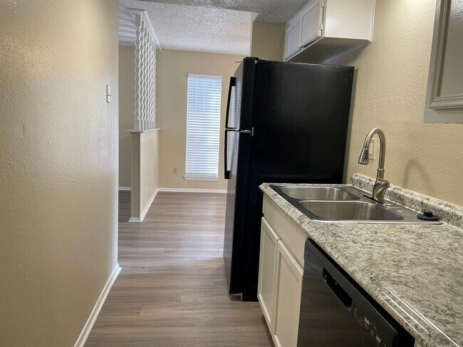 Photo - 8603 Fathom Cir