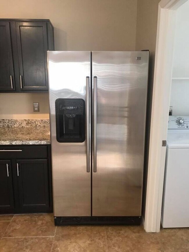 Photo - 3-bedroom, 2-bath on oversized lot