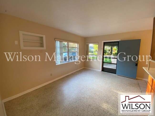 Photo - 1311 Oregon St