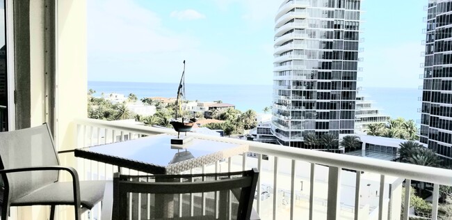 Stunning Ocean View & Amazing Location - 2200 NE 33rd Ave Condominio Unidad 11B