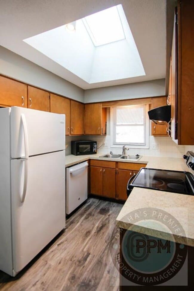 Photo - 12317 Weir St Unidad GBR 12319