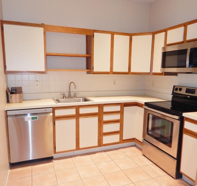Photo - 3304 Hemmingway Dr