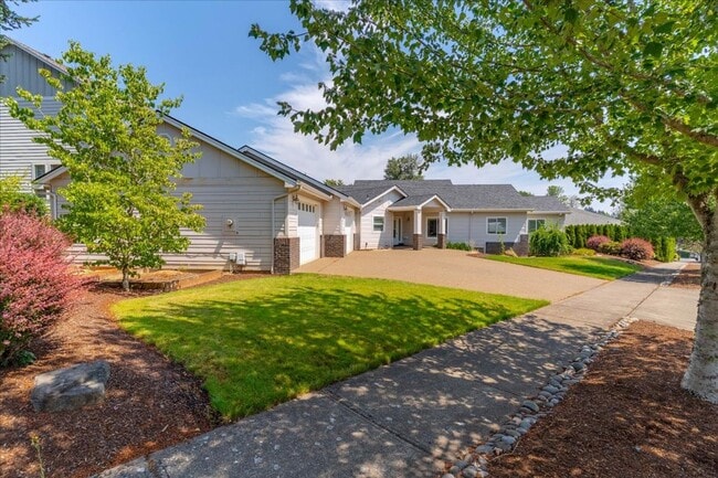 Photo - Contemporary West Salem Home