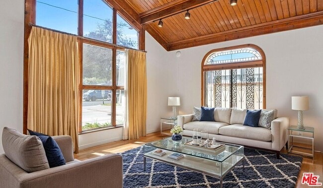 Photo - 12841 Landale St