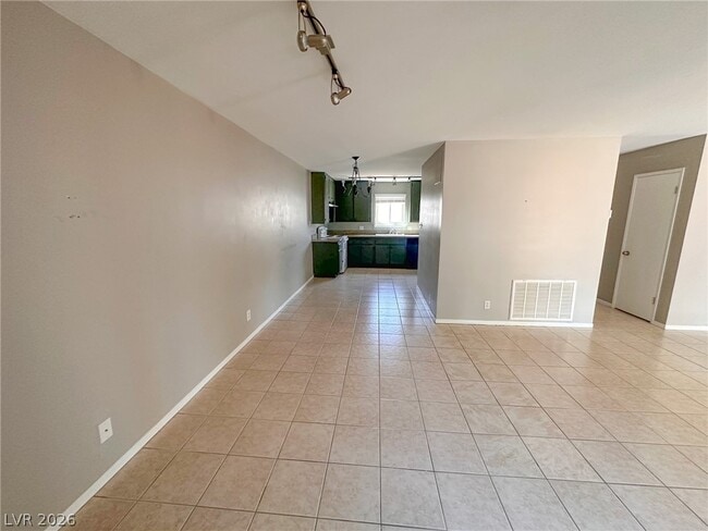 Photo - 641 E Pecos Way
