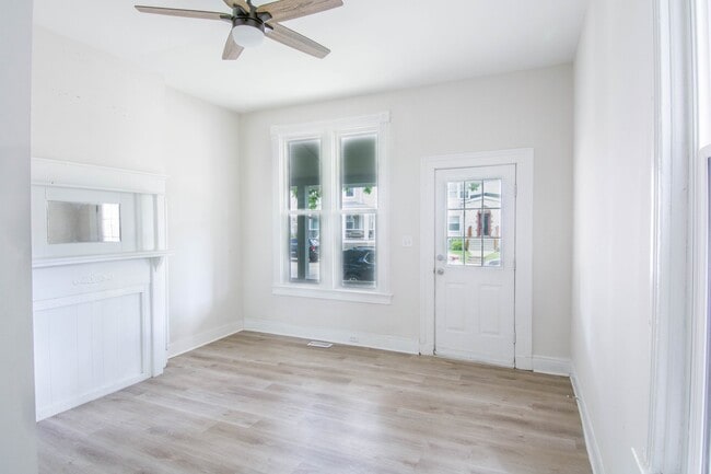 Photo - 1710 Fairfax Ave Unit 1710