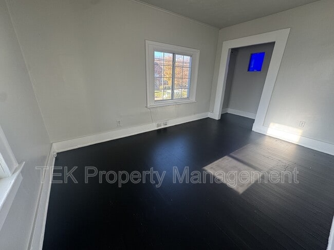 Photo - 210 Dewey Ave