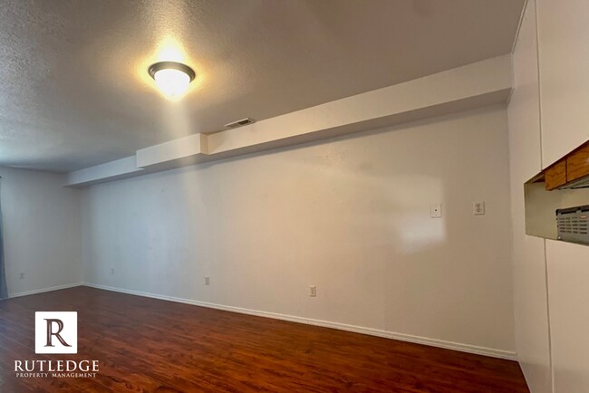 Photo - 826 Bennett Ave Unidad D