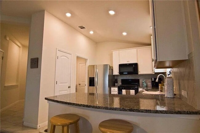 Photo - 154 Tailwind Dr