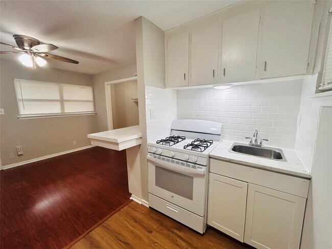 Photo - 8803 Timberside Dr Unit 4