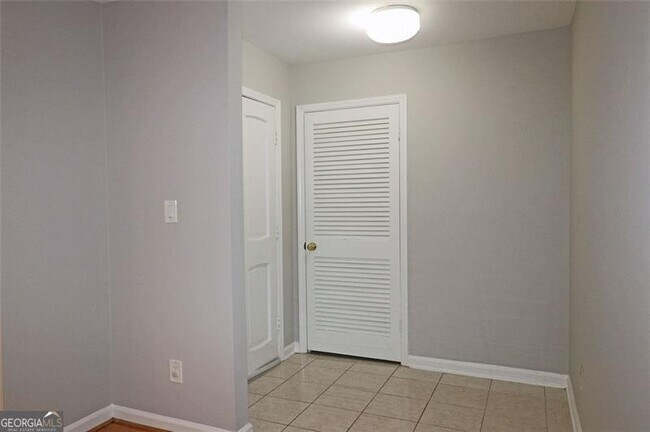 Photo - 40 Glenald Way NW