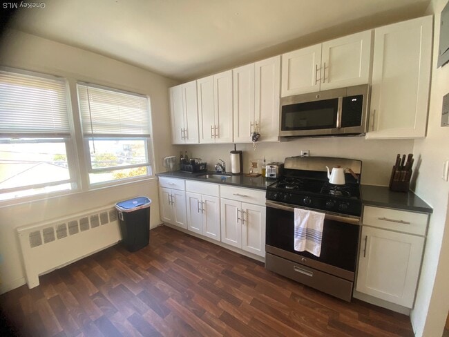 Photo - 830 E Broadway Unit 208
