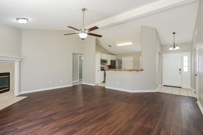 Photo - 7609 Cinnamon Tea Ct