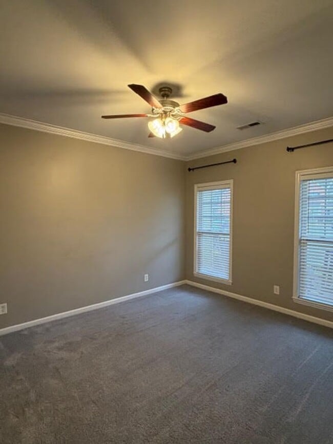 Photo - ~~ Beautiful Townhome in Brightwood Farms ~~