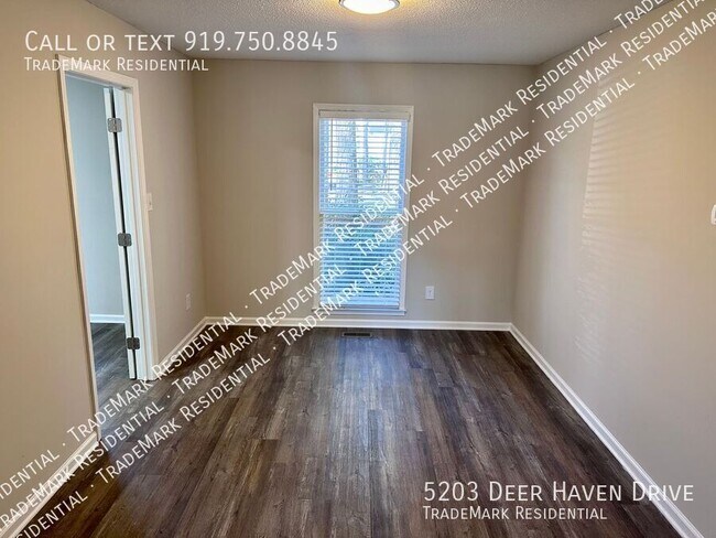 5203 Deer Haven Dr