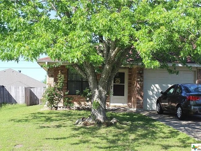 Building Photo - 3 bedroom, 2 bath Townhome in Killeen