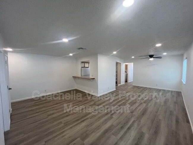 Photo - 66435 5th St