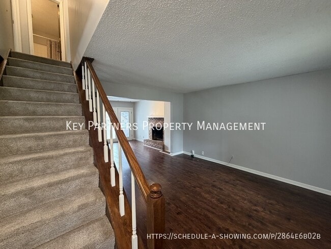 Photo - 138 E Nelson Cir