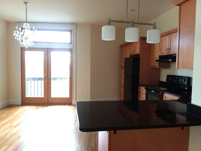 Photo - 144 Calumet St