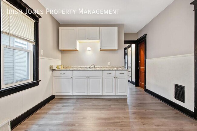 Photo - 128 Crowley Ave Unit Apt. 1